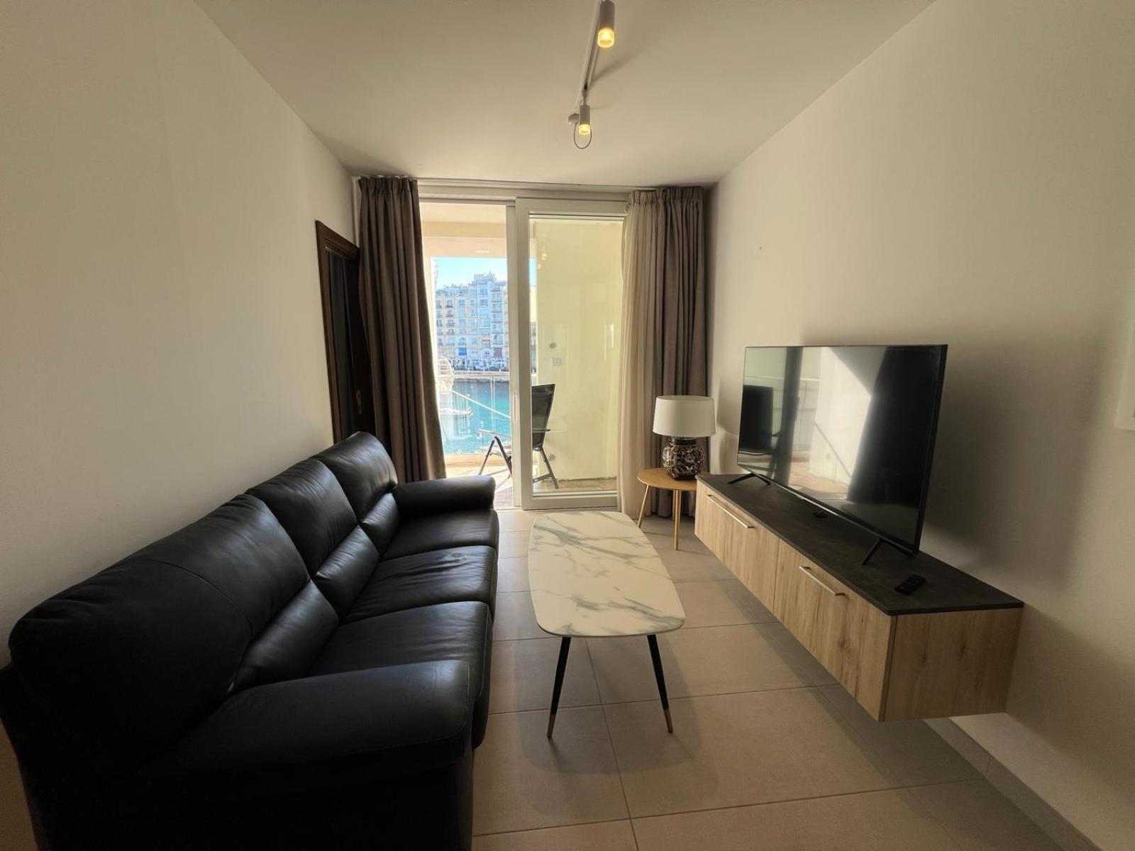 شقة 86 Spinola Bay سانت جوليان الغرفة الصورة